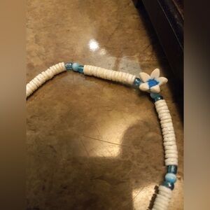 White shell necklace surfer style